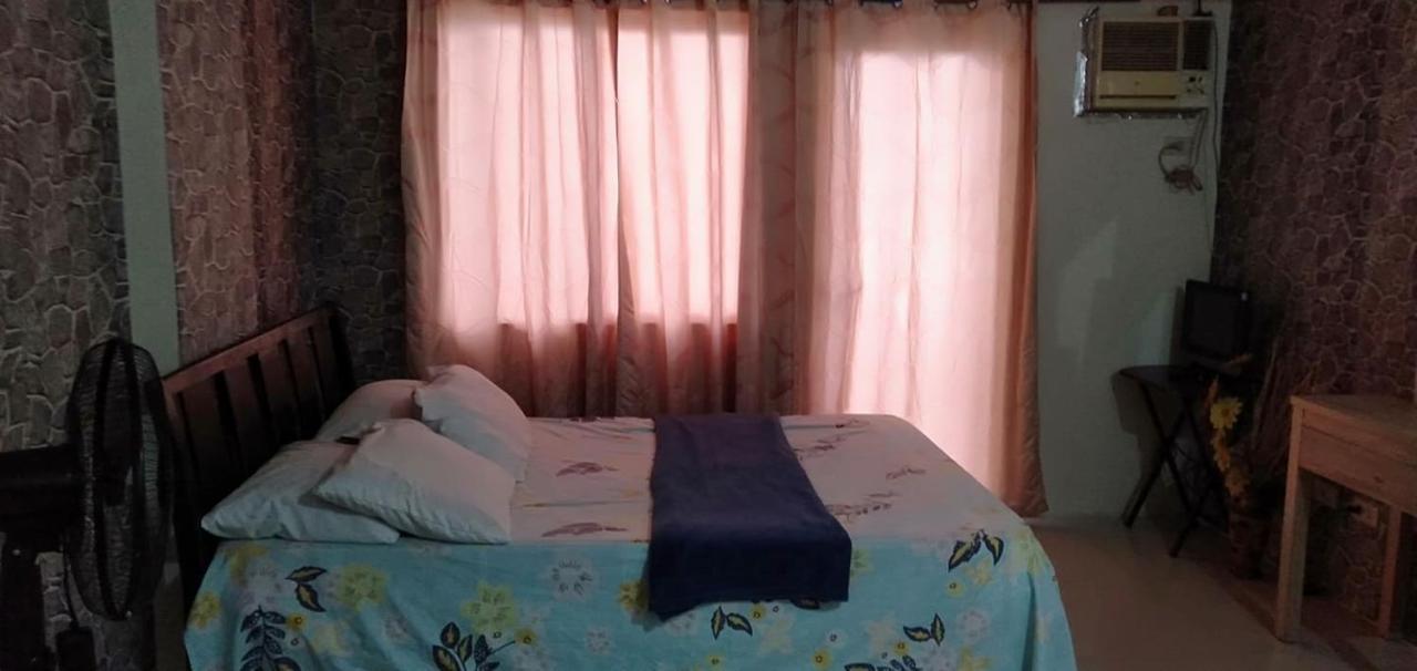 Kdorzmoonwalk Kassel Residences Paranaque Bed & Breakfast Manila